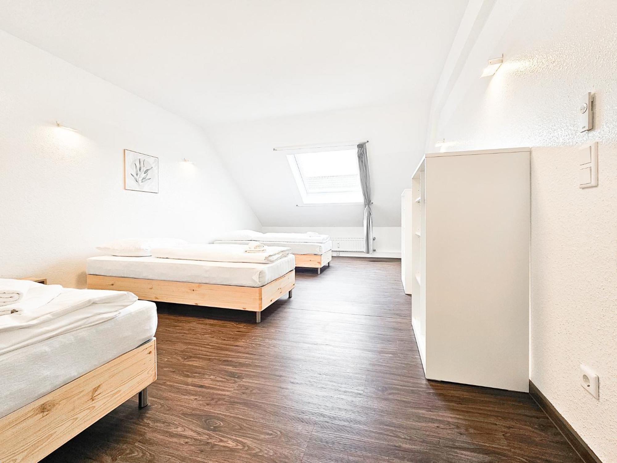דיסלדורף Raj Living - City Center Apartments With 5 Rooms - 10 Min Messe Dus מראה חיצוני תמונה