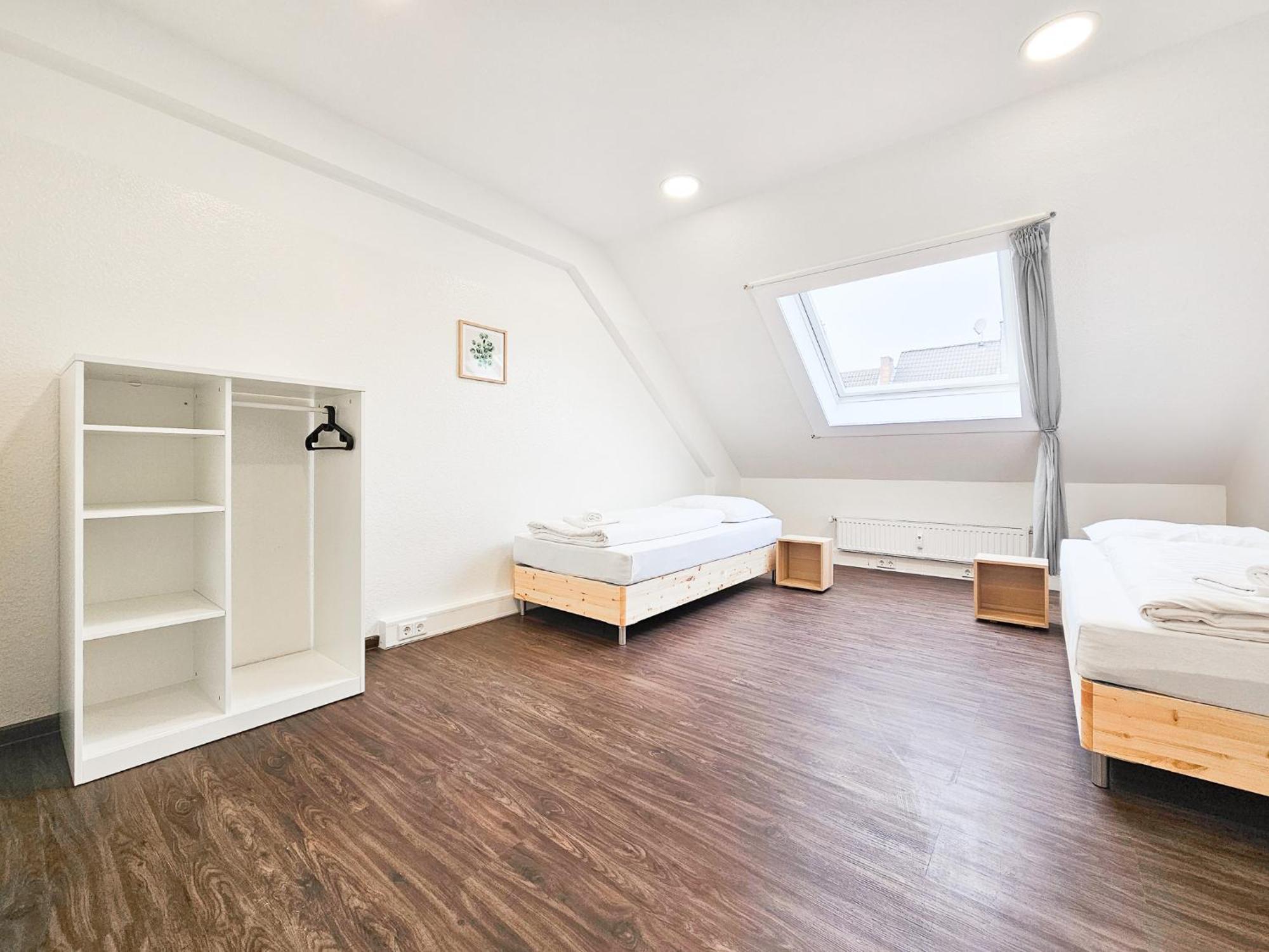 דיסלדורף Raj Living - City Center Apartments With 5 Rooms - 10 Min Messe Dus מראה חיצוני תמונה
