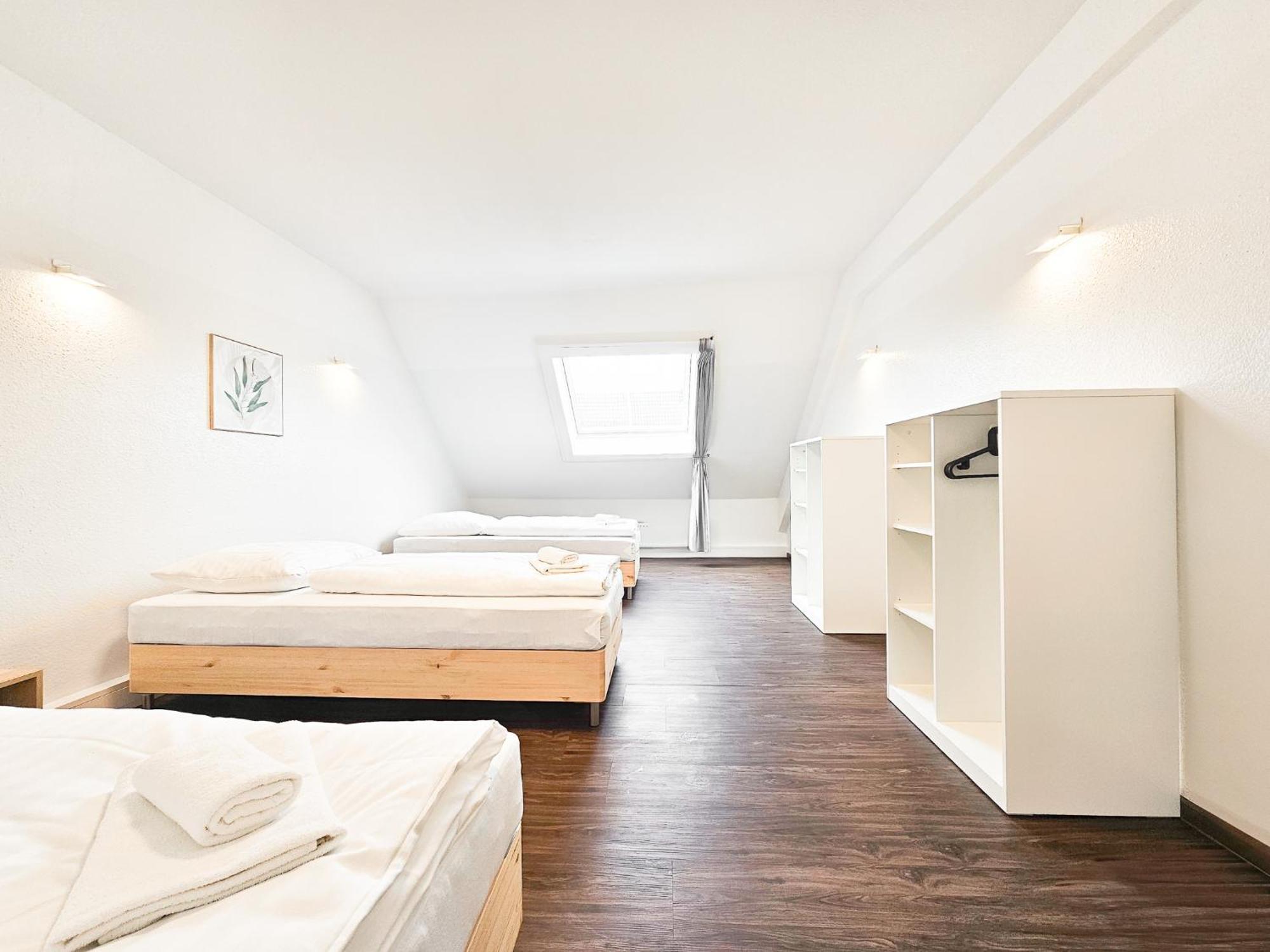 דיסלדורף Raj Living - City Center Apartments With 5 Rooms - 10 Min Messe Dus מראה חיצוני תמונה