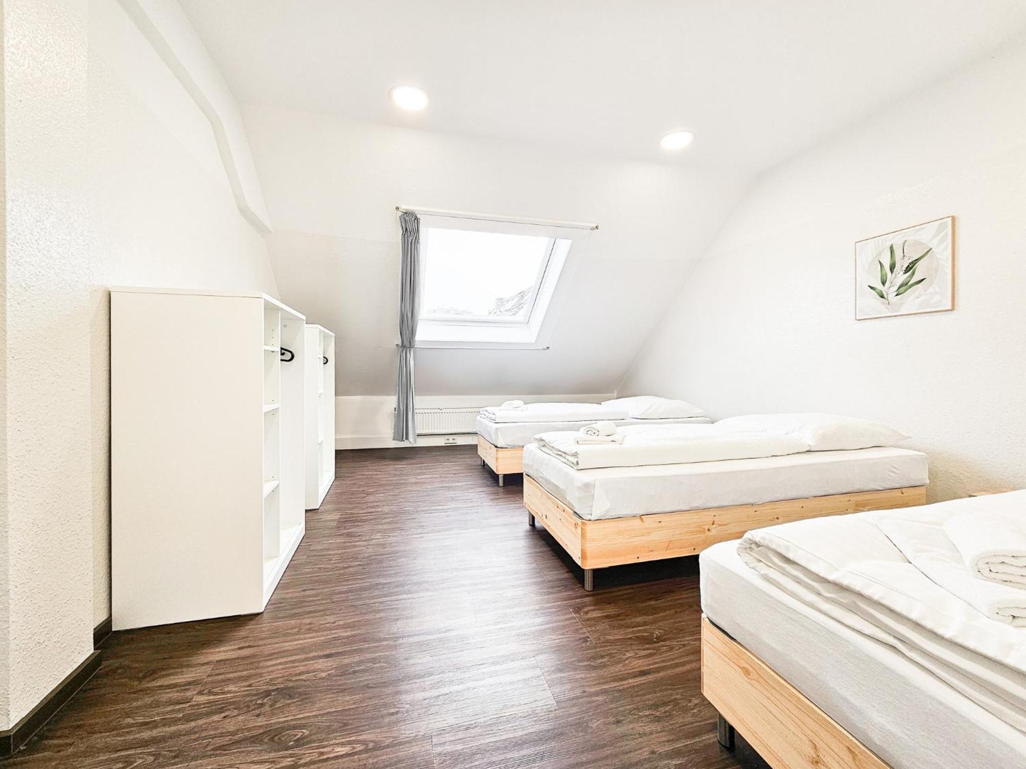 דיסלדורף Raj Living - City Center Apartments With 5 Rooms - 10 Min Messe Dus מראה חיצוני תמונה