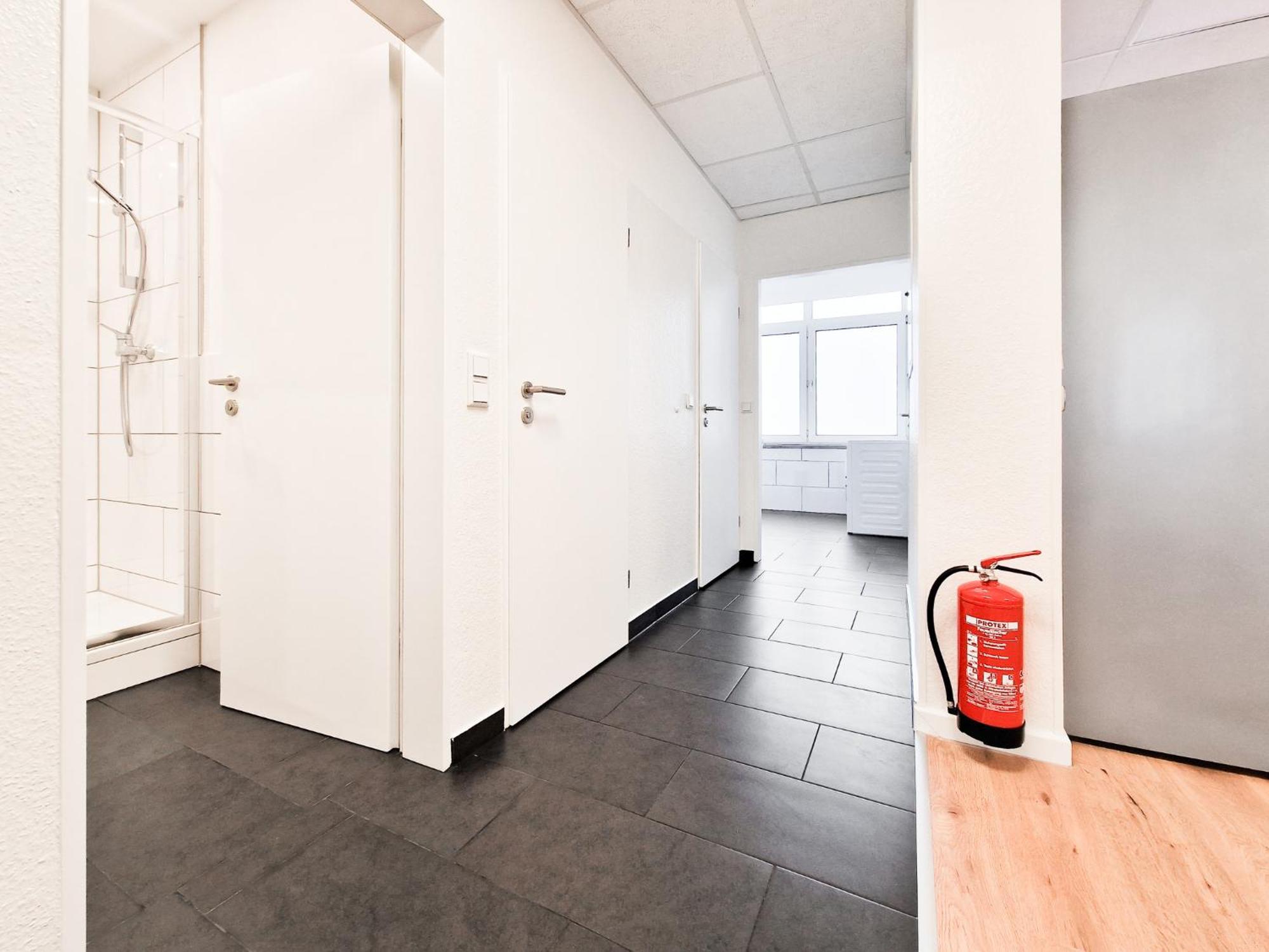 דיסלדורף Raj Living - City Center Apartments With 5 Rooms - 10 Min Messe Dus מראה חיצוני תמונה