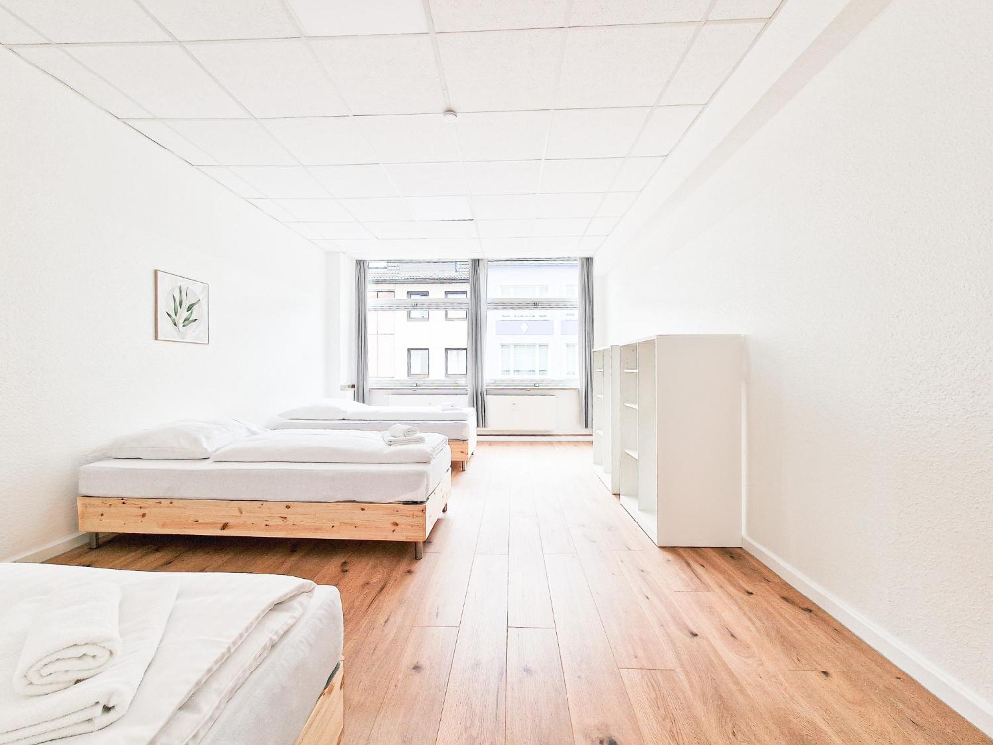 דיסלדורף Raj Living - City Center Apartments With 5 Rooms - 10 Min Messe Dus מראה חיצוני תמונה