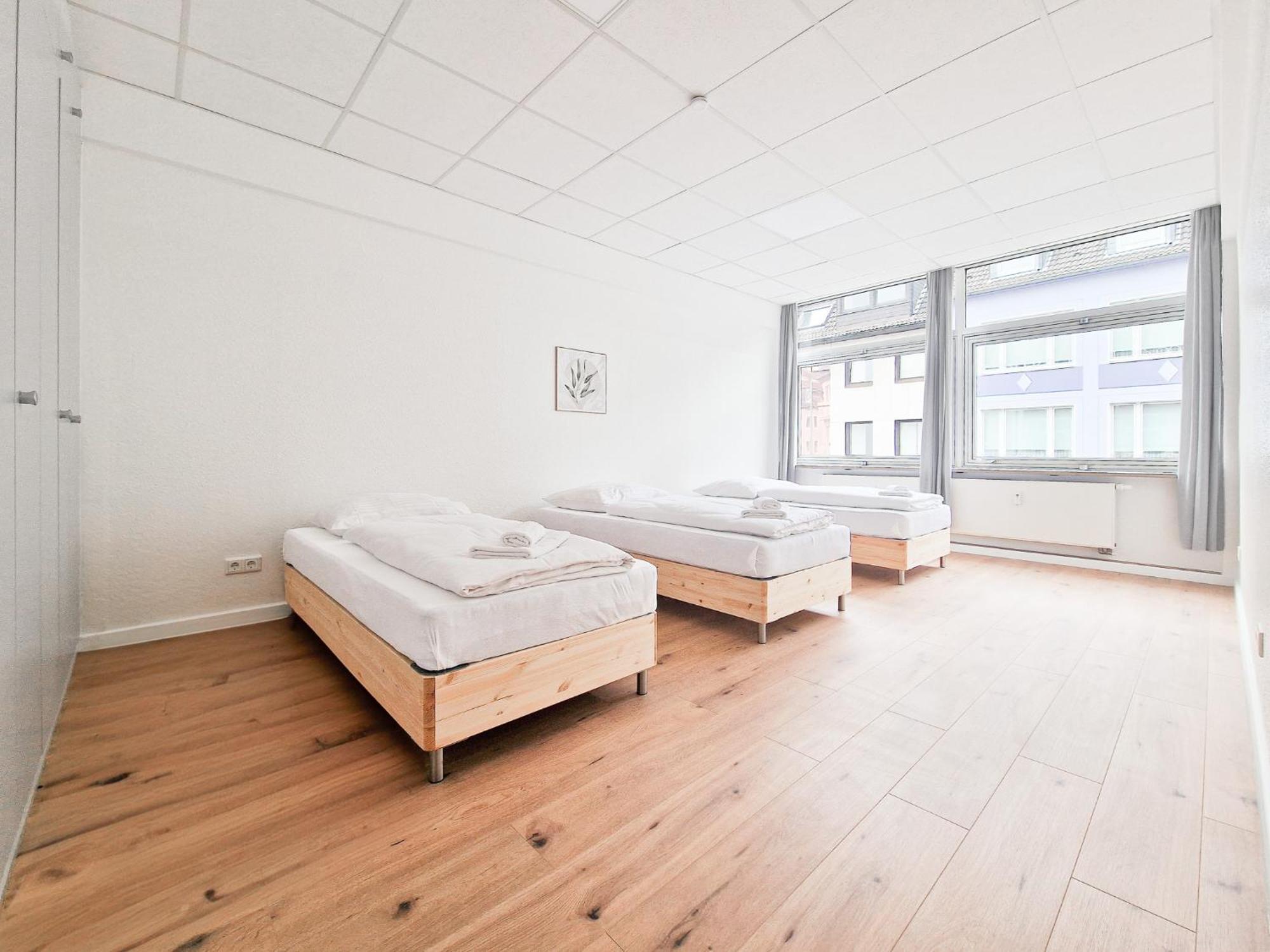 דיסלדורף Raj Living - City Center Apartments With 5 Rooms - 10 Min Messe Dus מראה חיצוני תמונה