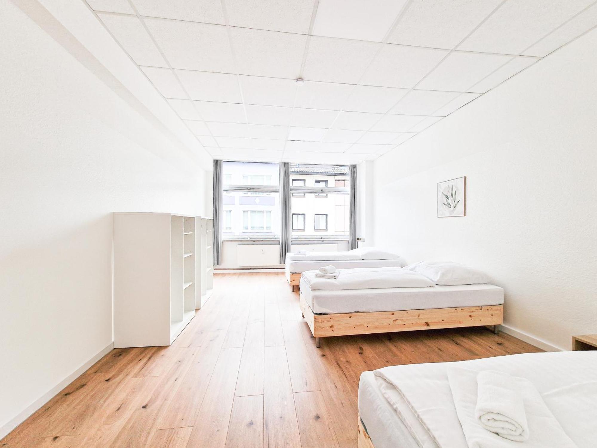 דיסלדורף Raj Living - City Center Apartments With 5 Rooms - 10 Min Messe Dus מראה חיצוני תמונה