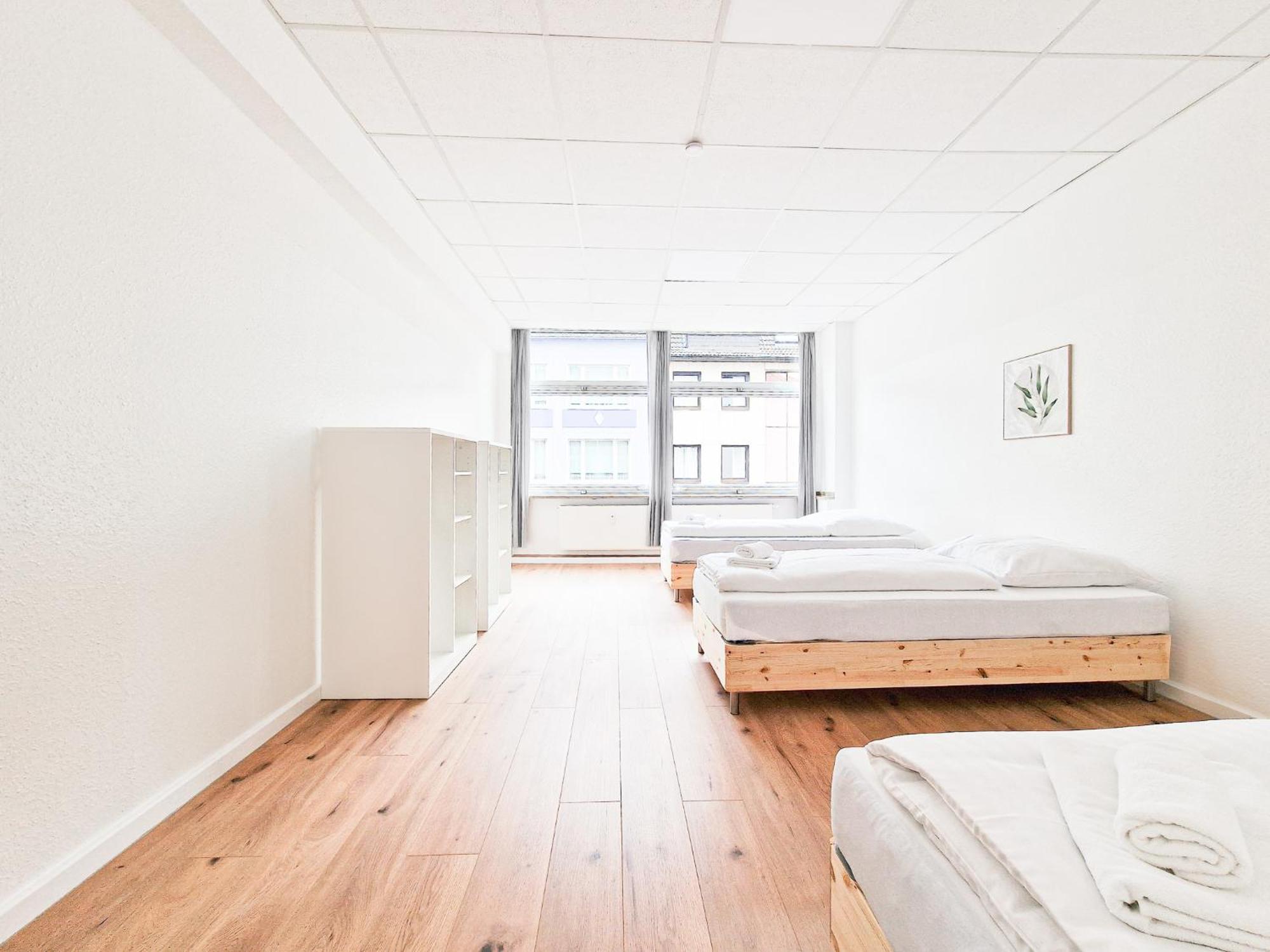 דיסלדורף Raj Living - City Center Apartments With 5 Rooms - 10 Min Messe Dus מראה חיצוני תמונה