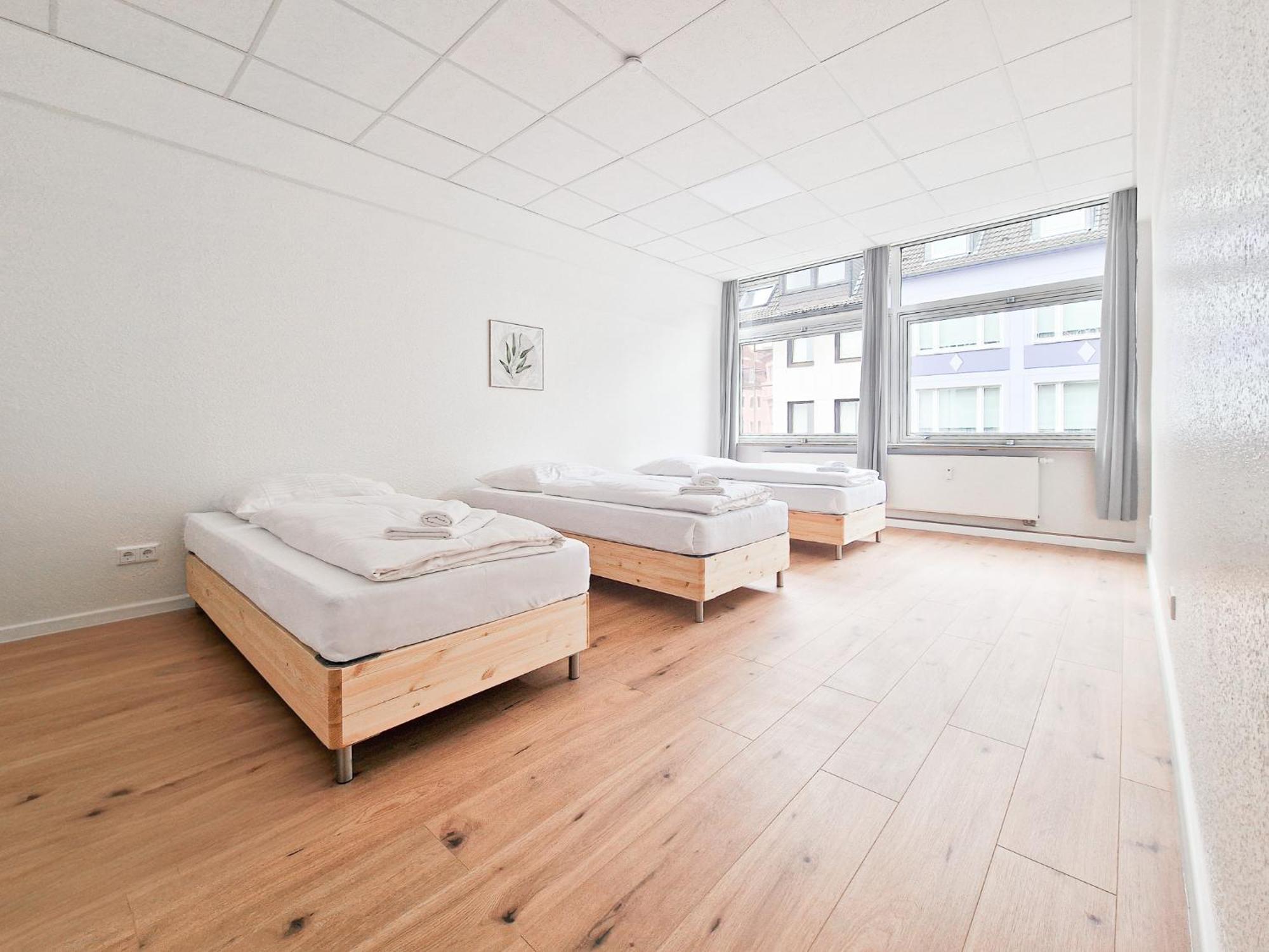 דיסלדורף Raj Living - City Center Apartments With 5 Rooms - 10 Min Messe Dus מראה חיצוני תמונה